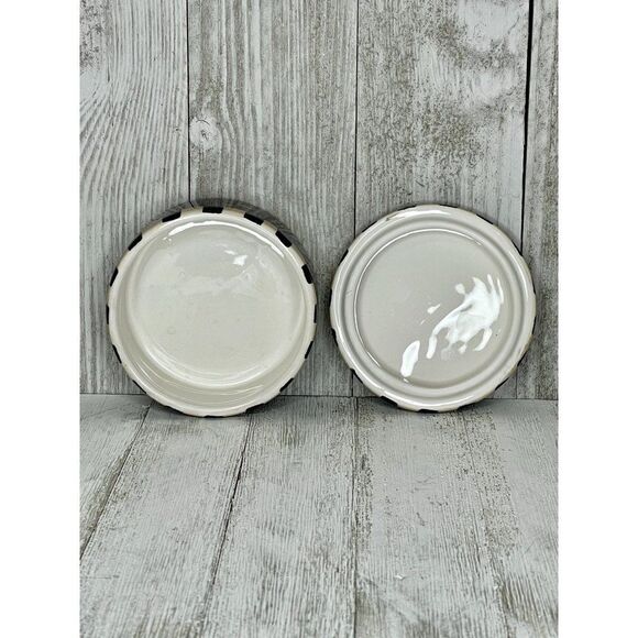 Christmas Santa Claus Round Ceramic Trinket Box - Picture 3 of 6